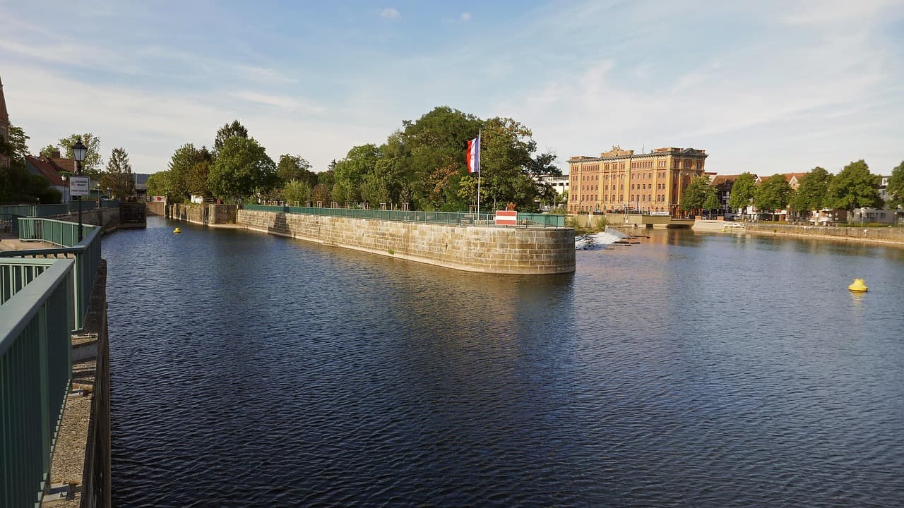 Weser Promenade Hameln