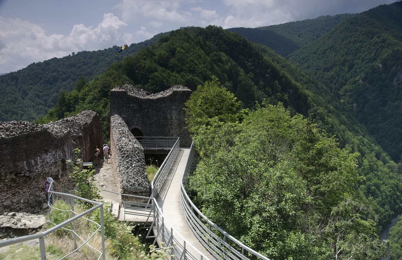 Poenari Fortress